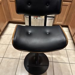 High Adjustable Bar Chair