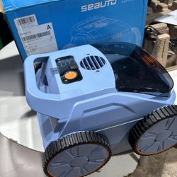 Pool Vacuum Brand New In the Box 