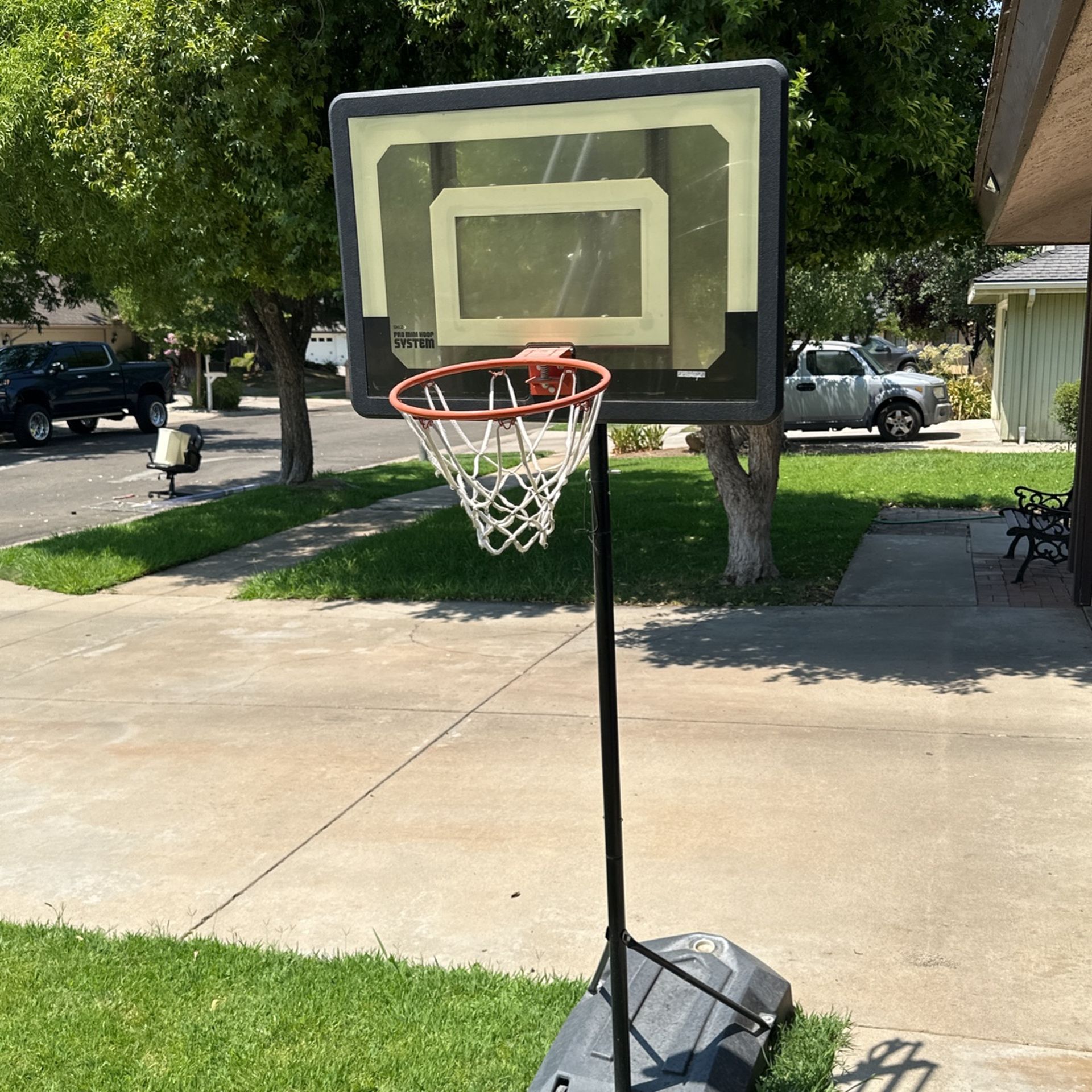 mini basketball hoop