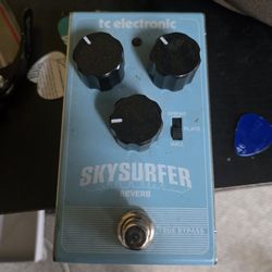 Skysurfer Reverb Pedal 