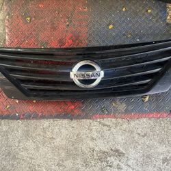 Nissan Versa Grill
