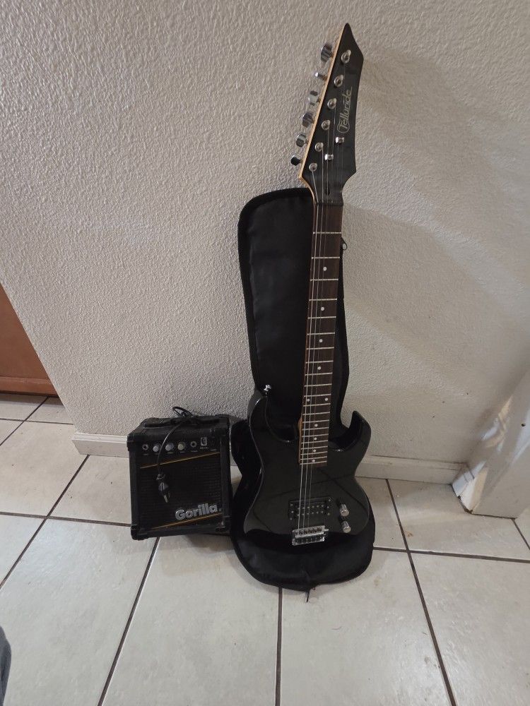 Guitar AMP And Carrying Case