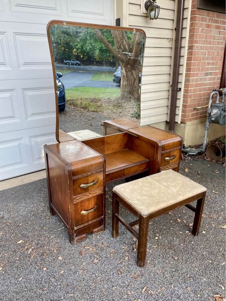 Mid Century Modern Wood Vanity With Mirror And Bench - Will Deliver