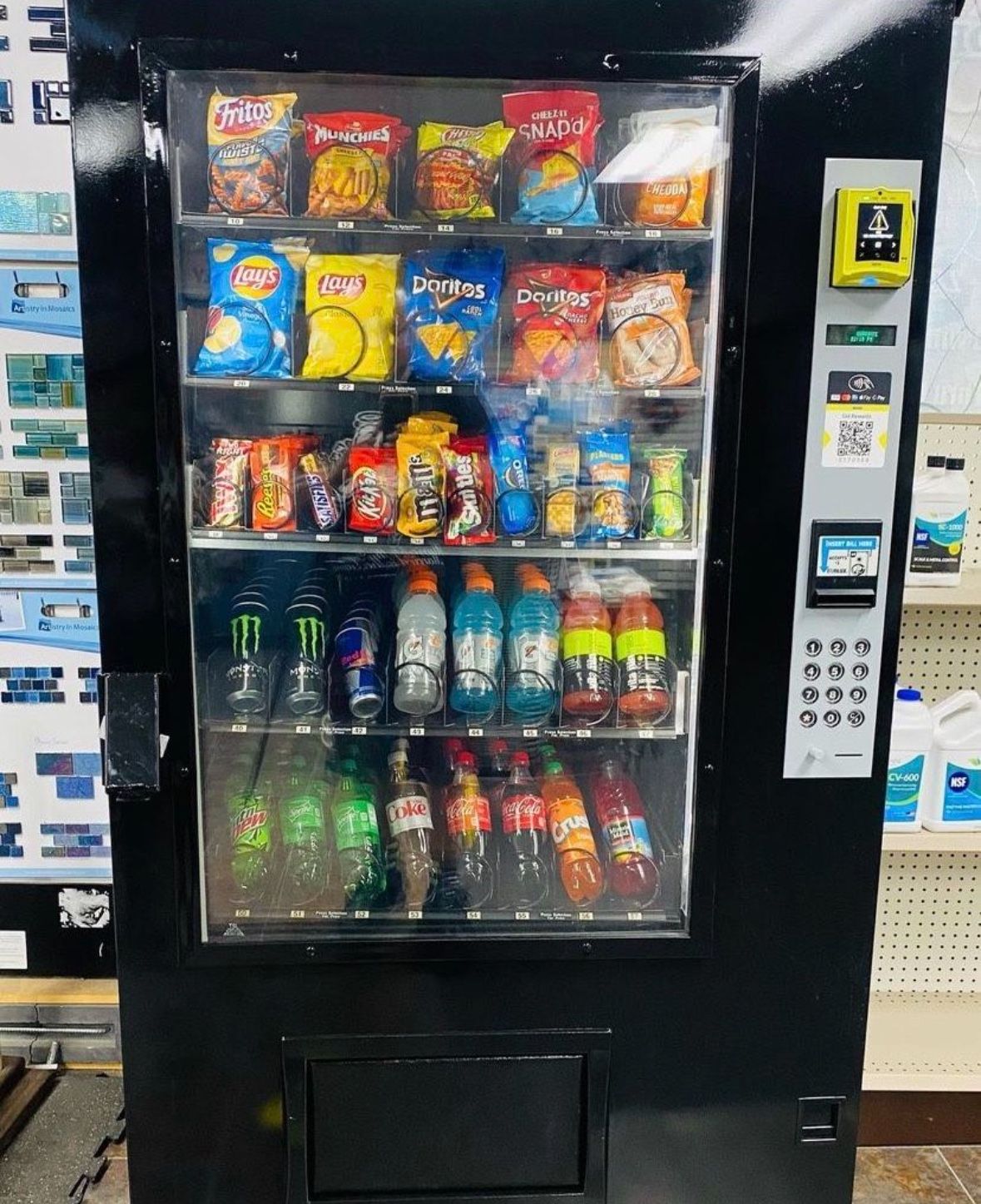 AMB350 Combo Snacks Vending Machine With Credit Card Reader 