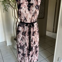 Ladies Tie Die Dress Size M/L