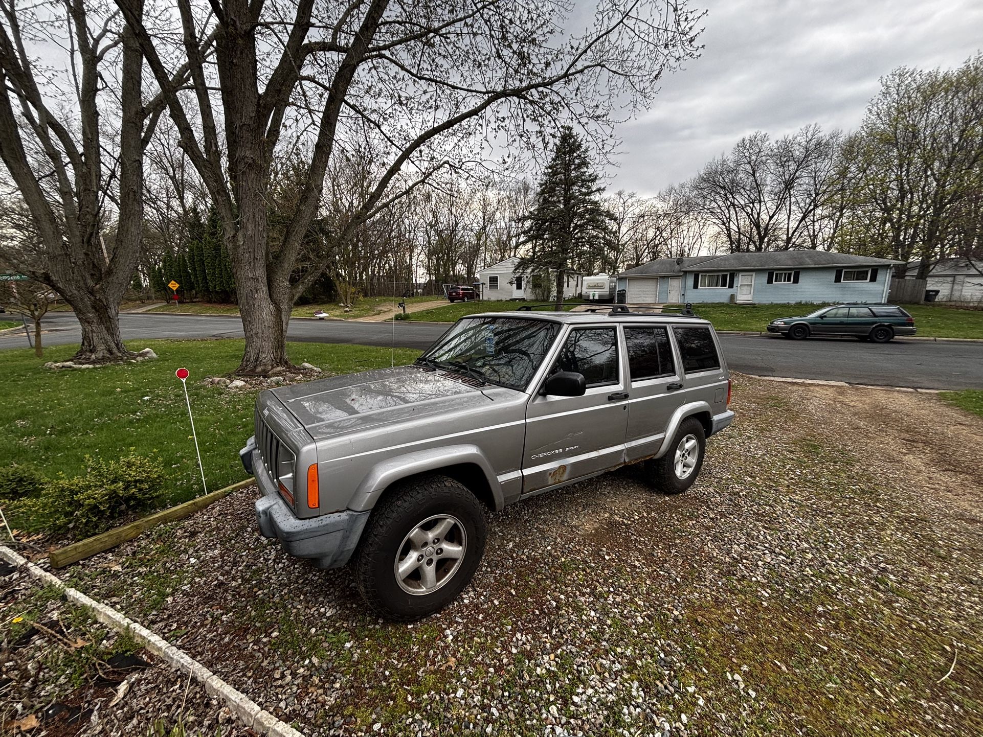 2000 Jeep Cherokee