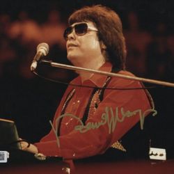RONNIE MILSAP SINGER/SONG WRITER SIGNED AUTOGRAPHED 8X10 PHOTO COA BECKETT BAS