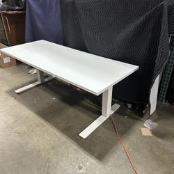 Haworth Standing Desk 72x30! We Have Many Sizes Available! We Also Have Ergonomic Chairs And Monitor Arms Available! 