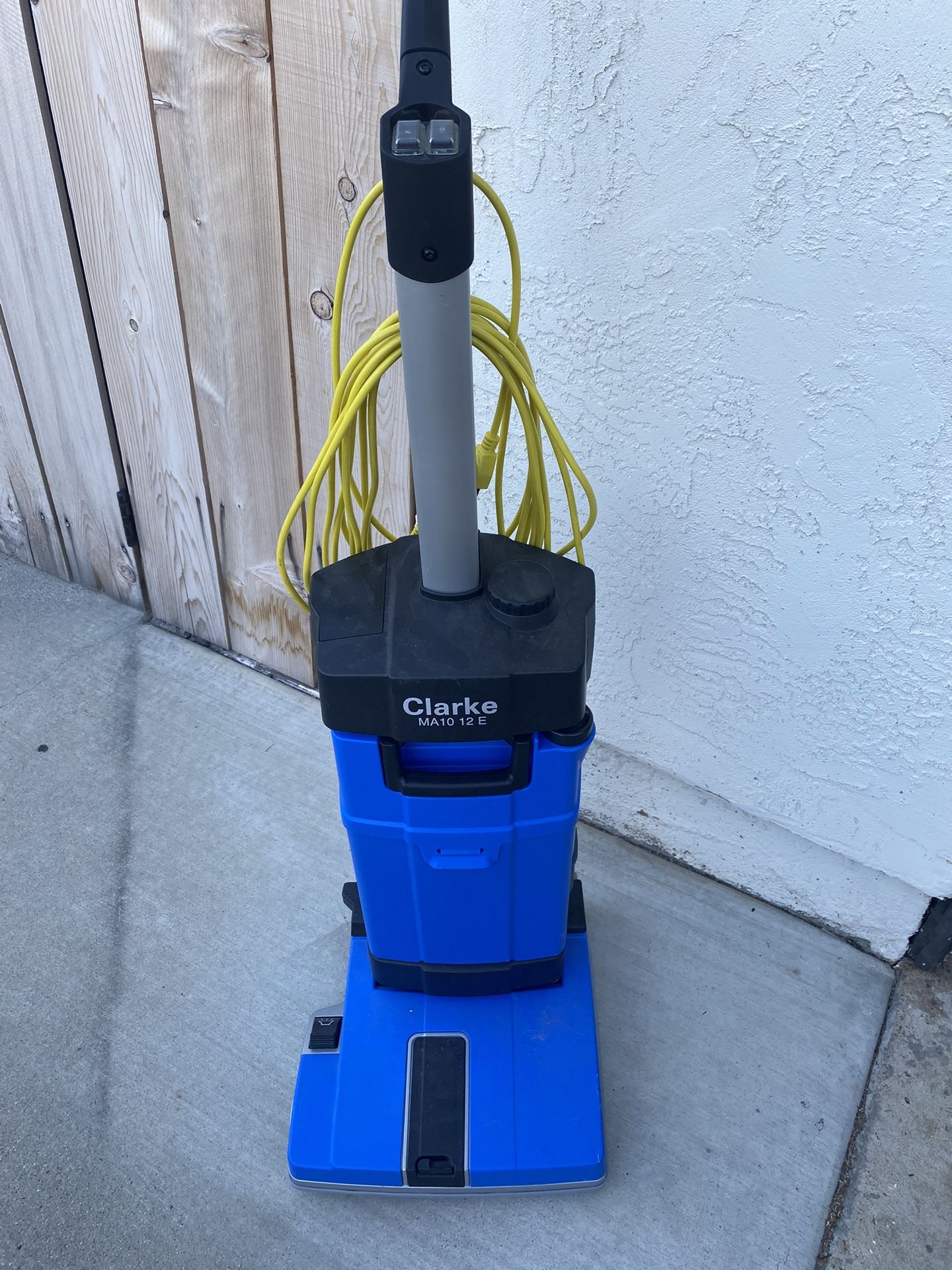 Clarke MA10 12E Floor Cleaner / Scrubber