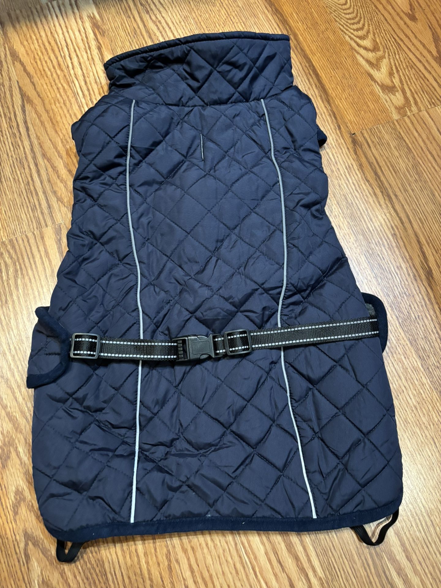 Dog Jacket. Dog winter coat Medium Dog coat fleece lined warm dog coat. With Waist, Chest And Leg Strap