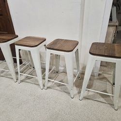 Bar Stools 