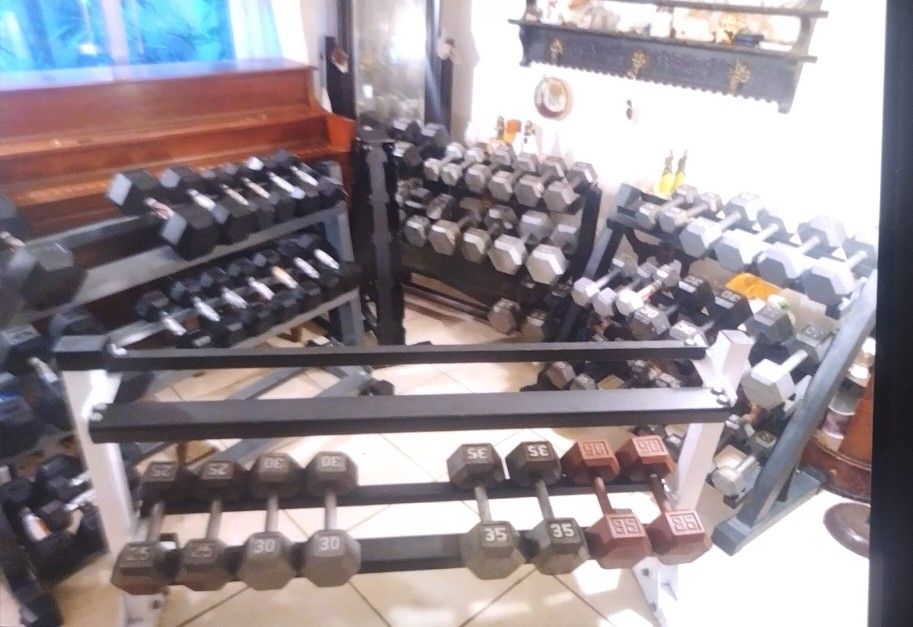 DUMBBELLS : RUBBER & STEEL DUMBBELLS+ ADJUSTABLE DUMBBELLS (PAIRS OF) : 10s 15s 20s 25s 30s 35s 40s 45s 50s 55s 60s 70s 75s 80s 90s 95s 110s