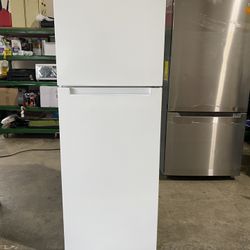 Refrigerator, Vissani 7.2 Cubic Feet 
