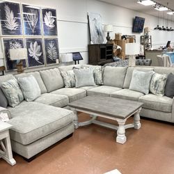 New Large Sectional 🔥🔥 IN STOCK 