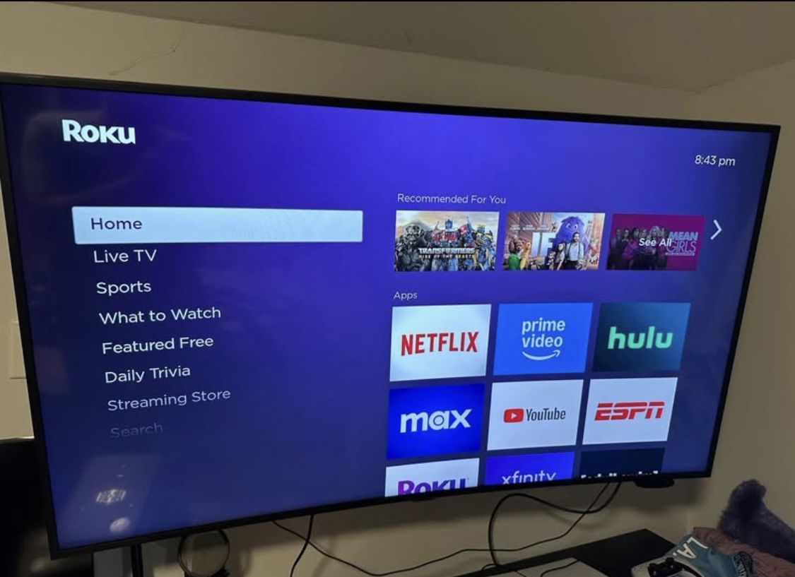 55" Samsung Curved 4K UHD TV w/ Wall Mount (NO TV STAND LEGS)