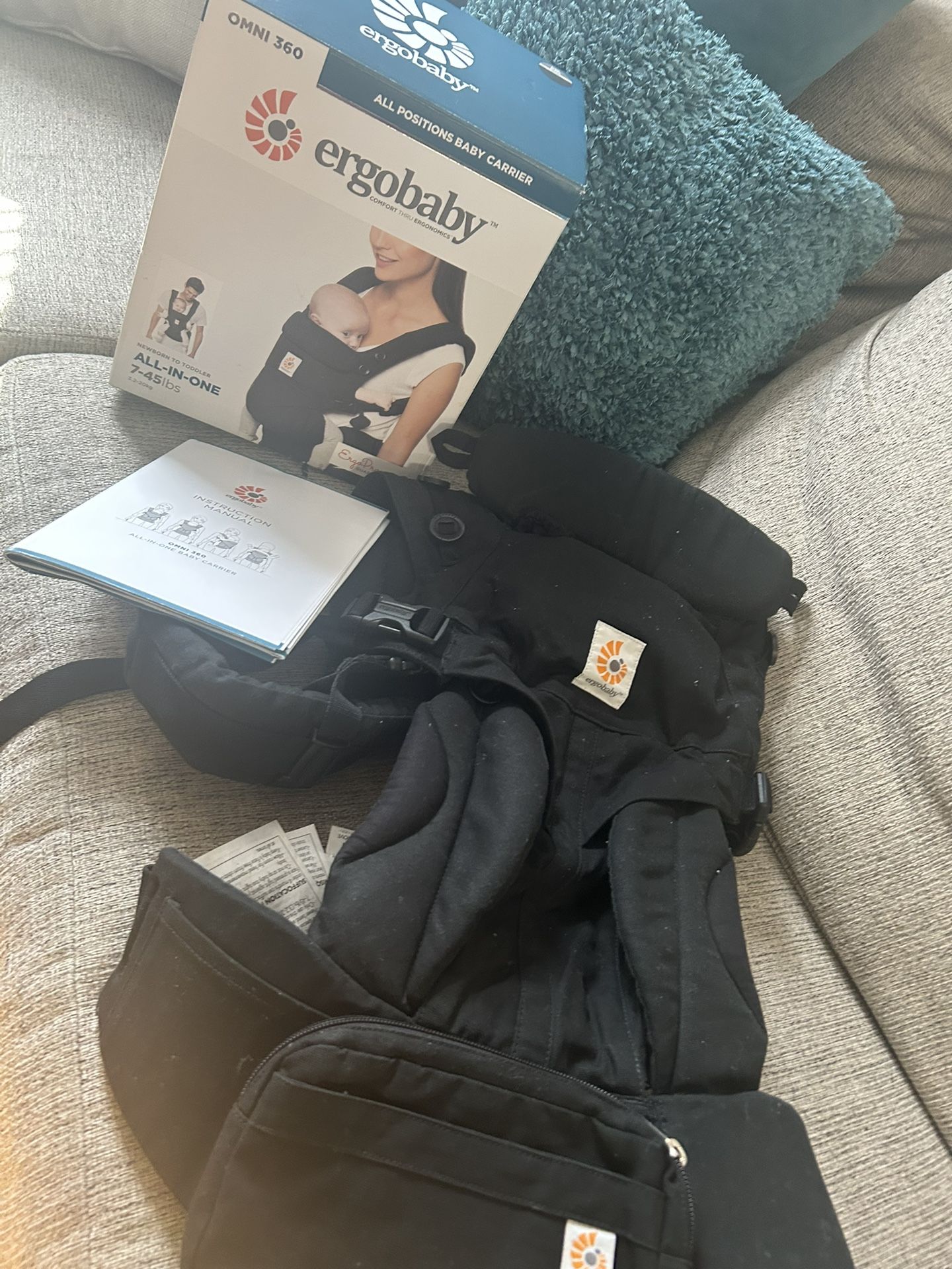 Ergobaby Omni 360 All-in-One Carrier (7–45 lbs) –Like NEW