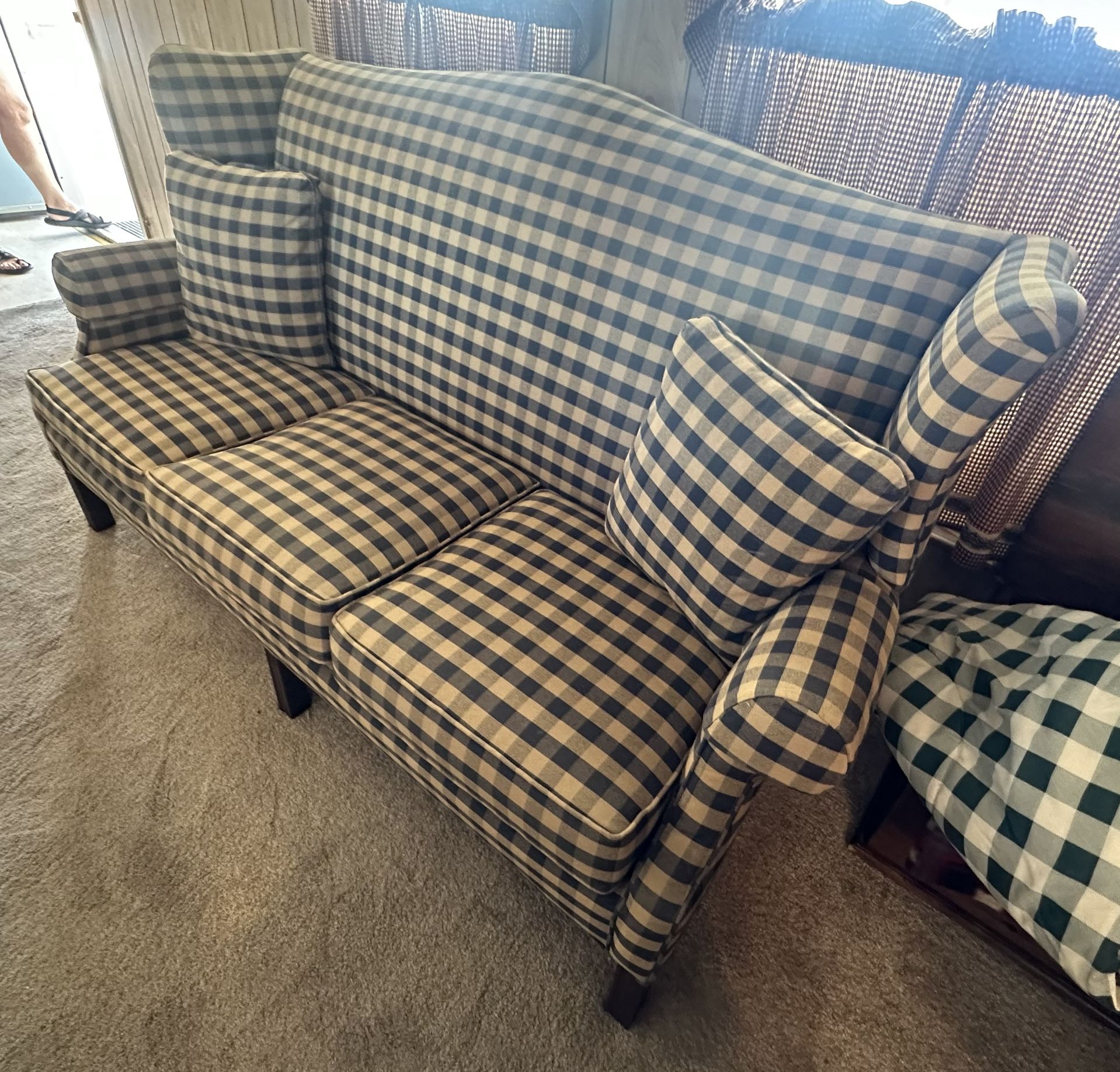Country Style LAURELS LIDGE Living room set FREE Delivery 🚚🚚🚚