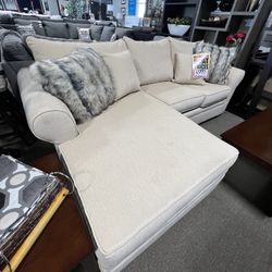Super Cute Sofa Chaise $1799✨💛
