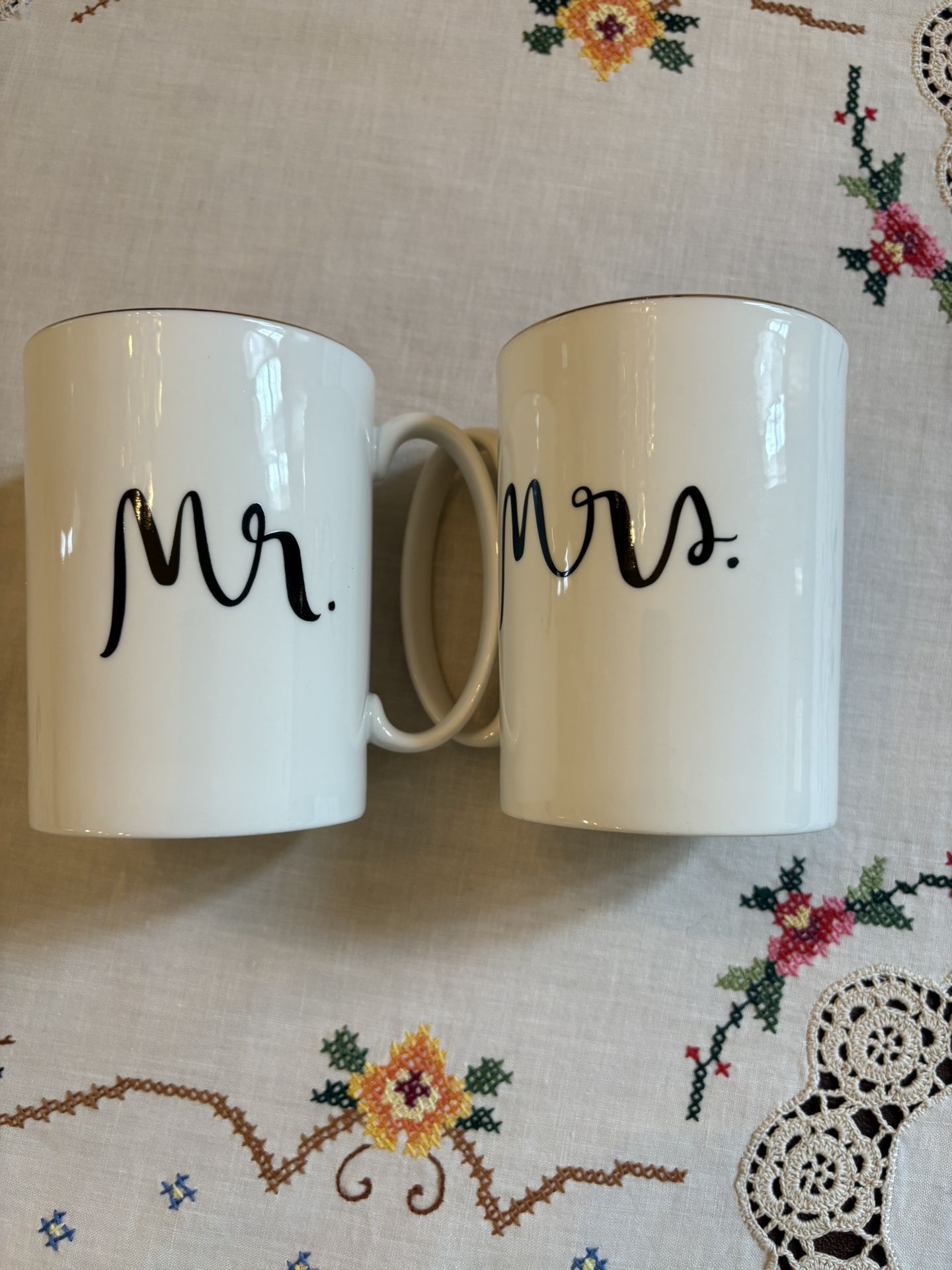 Lenox - Mr & Mrs Mugs