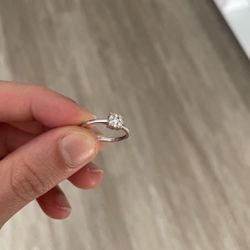 14k gold ring with diamonds