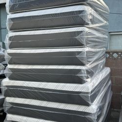 Memory Foam Mattress On Sale.   ☎️🔥📲(213)713-74-89.      Queen Memory Foam Mattress 12”.     We Offer The Best Quality And Comfort 