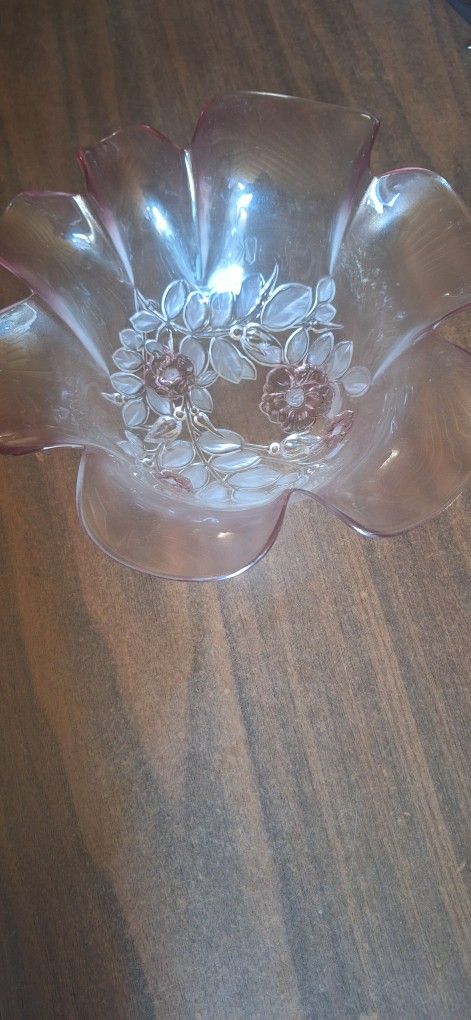 Mikasa Rosella Fluted Bowl Frosted Pink