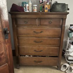 Dresser chest Great for DIY