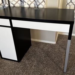 Computer Desk with storage 