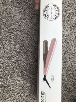 Twist and straight hair iron 2 in one