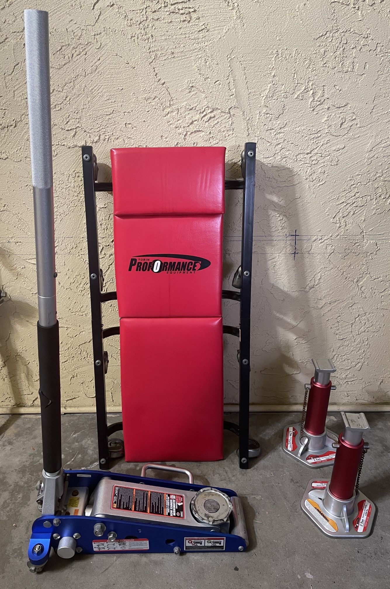 1.5 Ton Aluminum Floor Jack, 2 Stands, Creeper