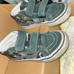 Boys/girls Vans