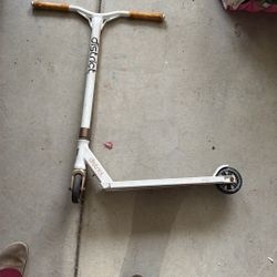 District Freestyle Scooter