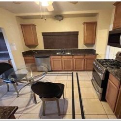 Walnut Shaker Kitchen Cabinets