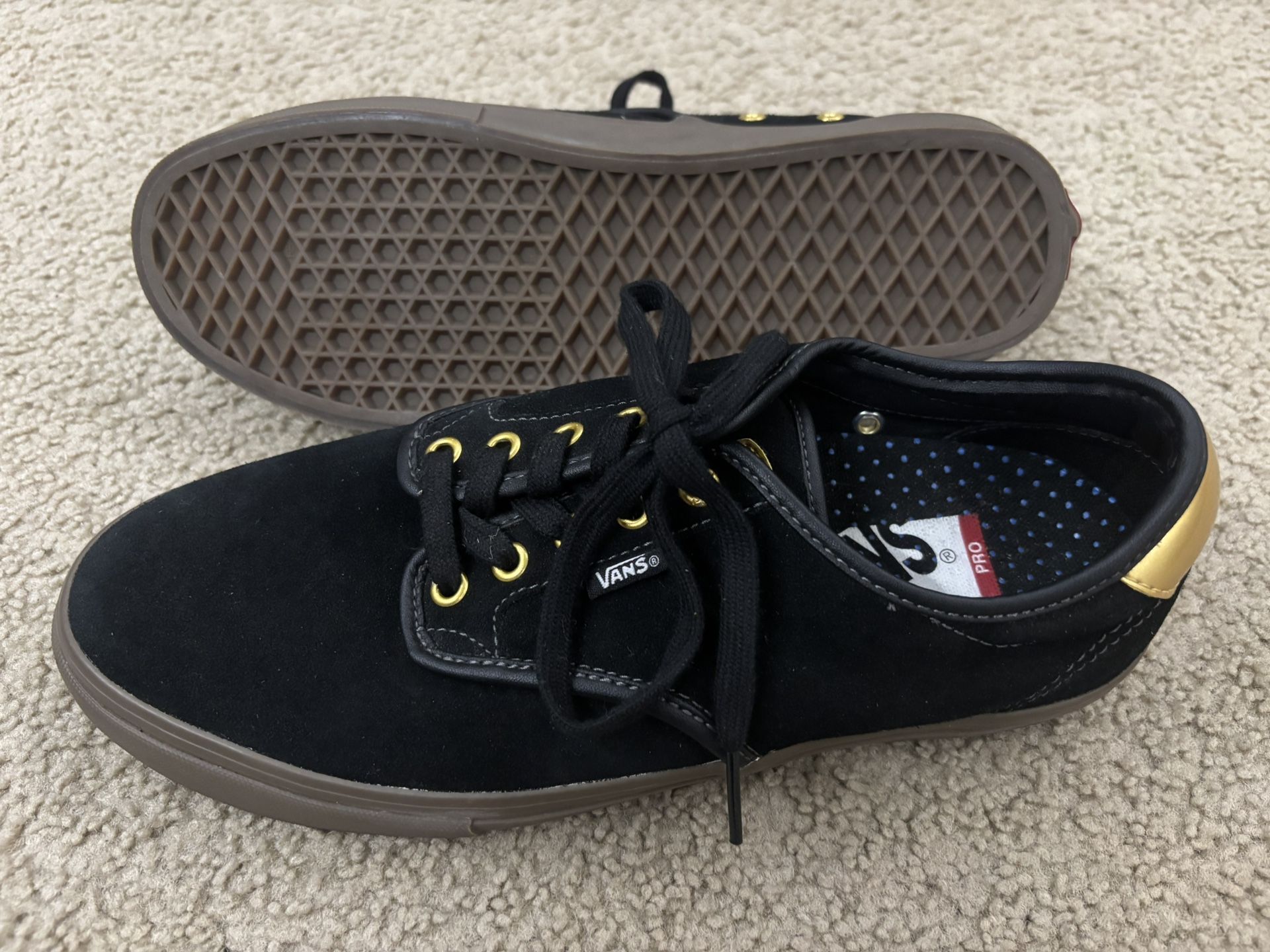 Vans Era Pro Black Gold Suede Men’s 10 — Gum Waffle Sole — Excellent Condition