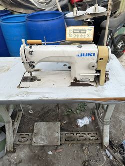 Juki single needle sewing machine