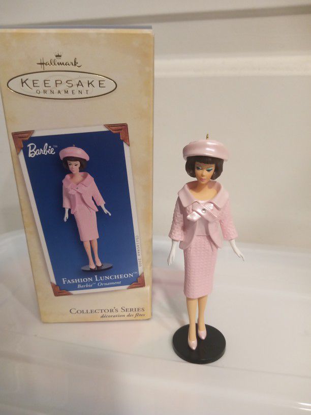 Hallmark Keepsake Barbie Fashion Doll/ Ornament with Stand Collectors Series  