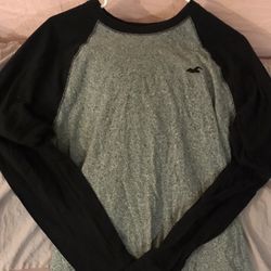 Hollister longsleeve shirt