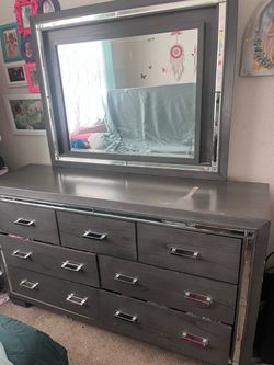 Grey Dresser with Light Mirror