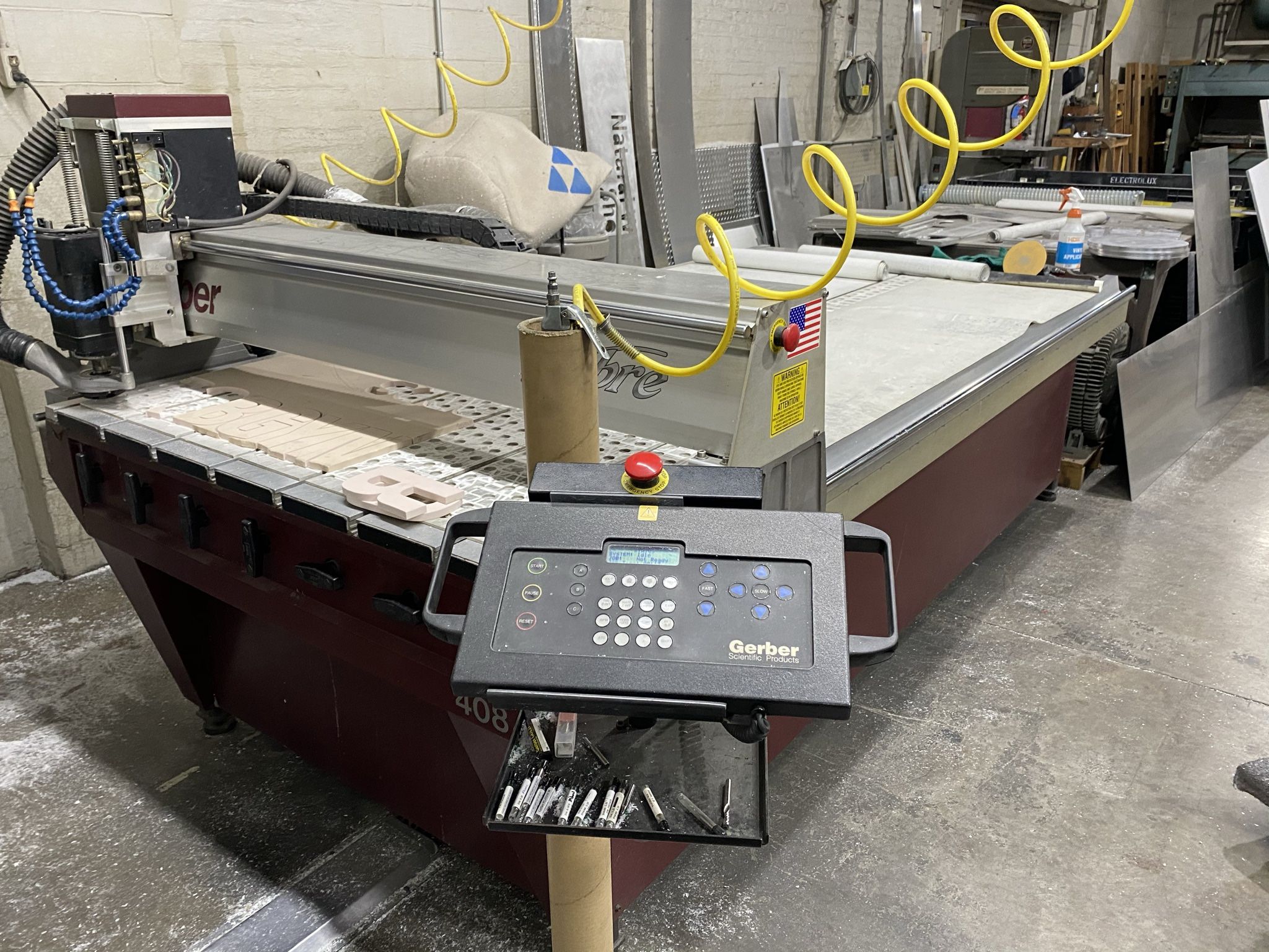 Gerber Sabre 408 CnC Flatbed Router
