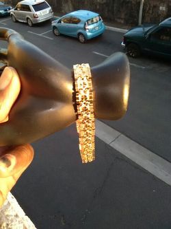 18k gold plated bracelet
