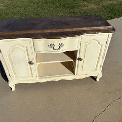French country / shabby chic buffet / sideboard cabinet
