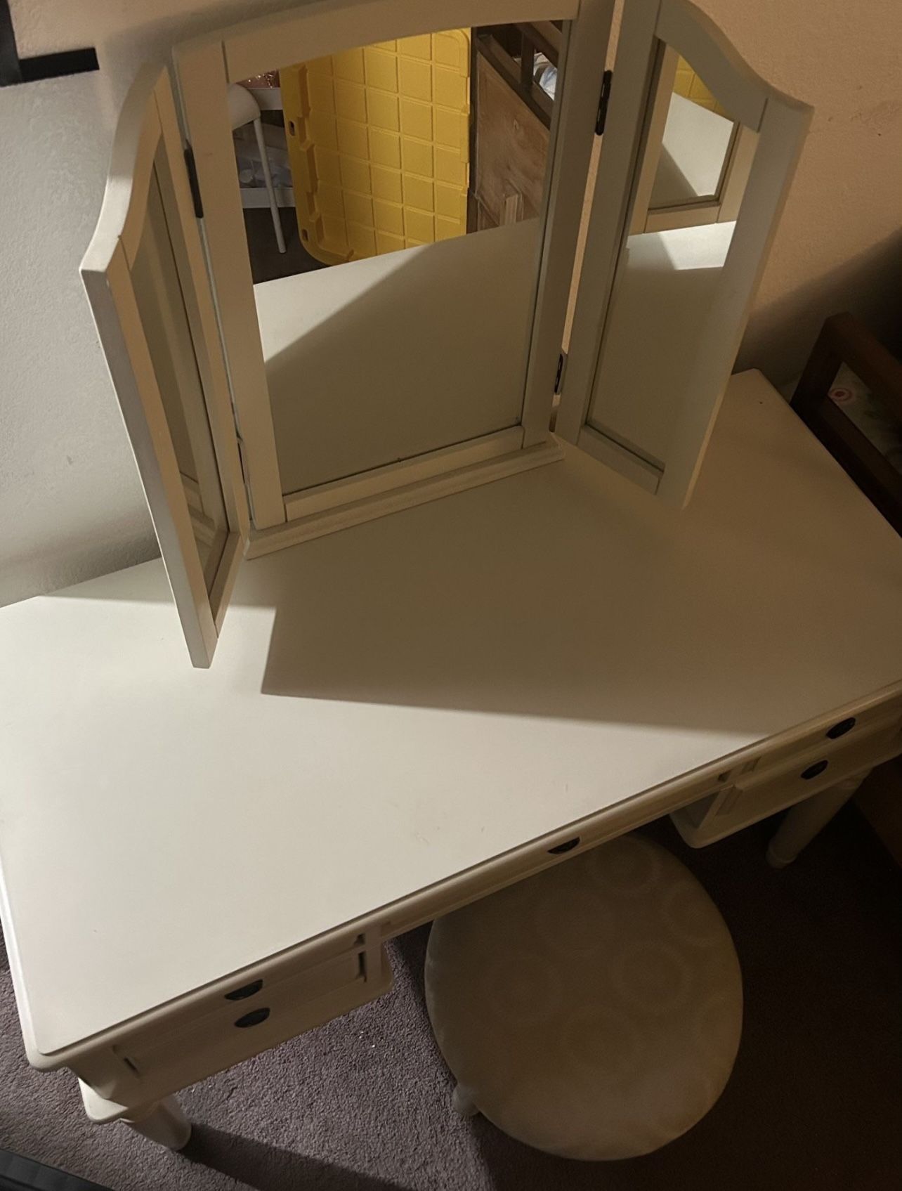 3 Piece Antique Off White Vanity Set with Mirror and Stool