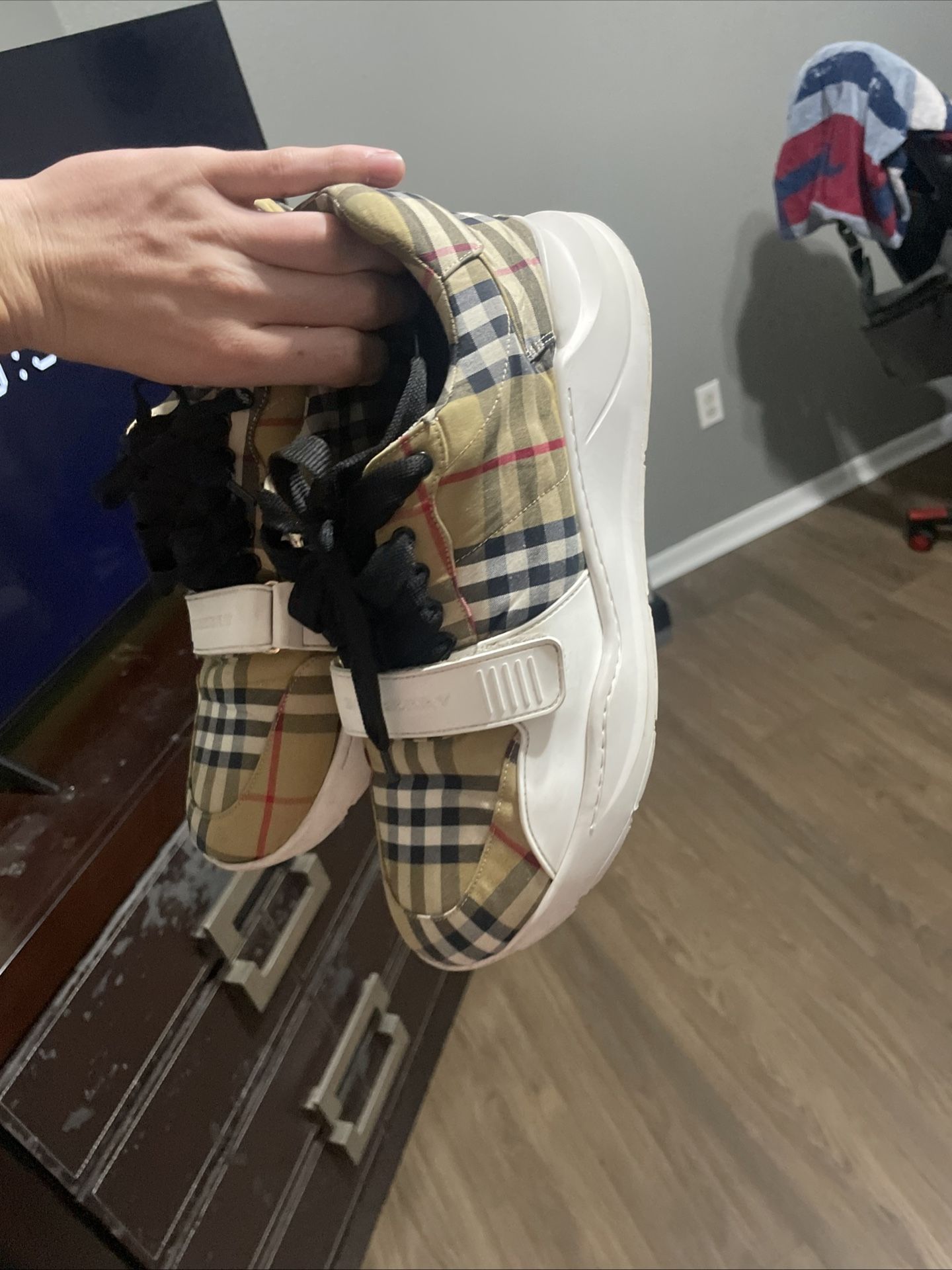 Burberry Shoes Dress Up Size 10