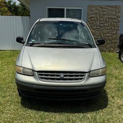 2000 Plymouth Voyager