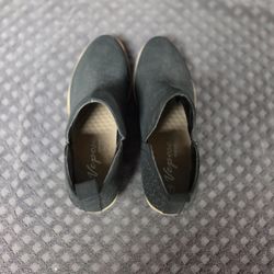 Vespose Black Boots - women 7