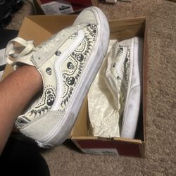 Vans Size 8.5 Men 