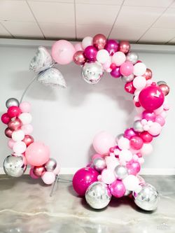 Metal arch backdrop + Balloons Garland