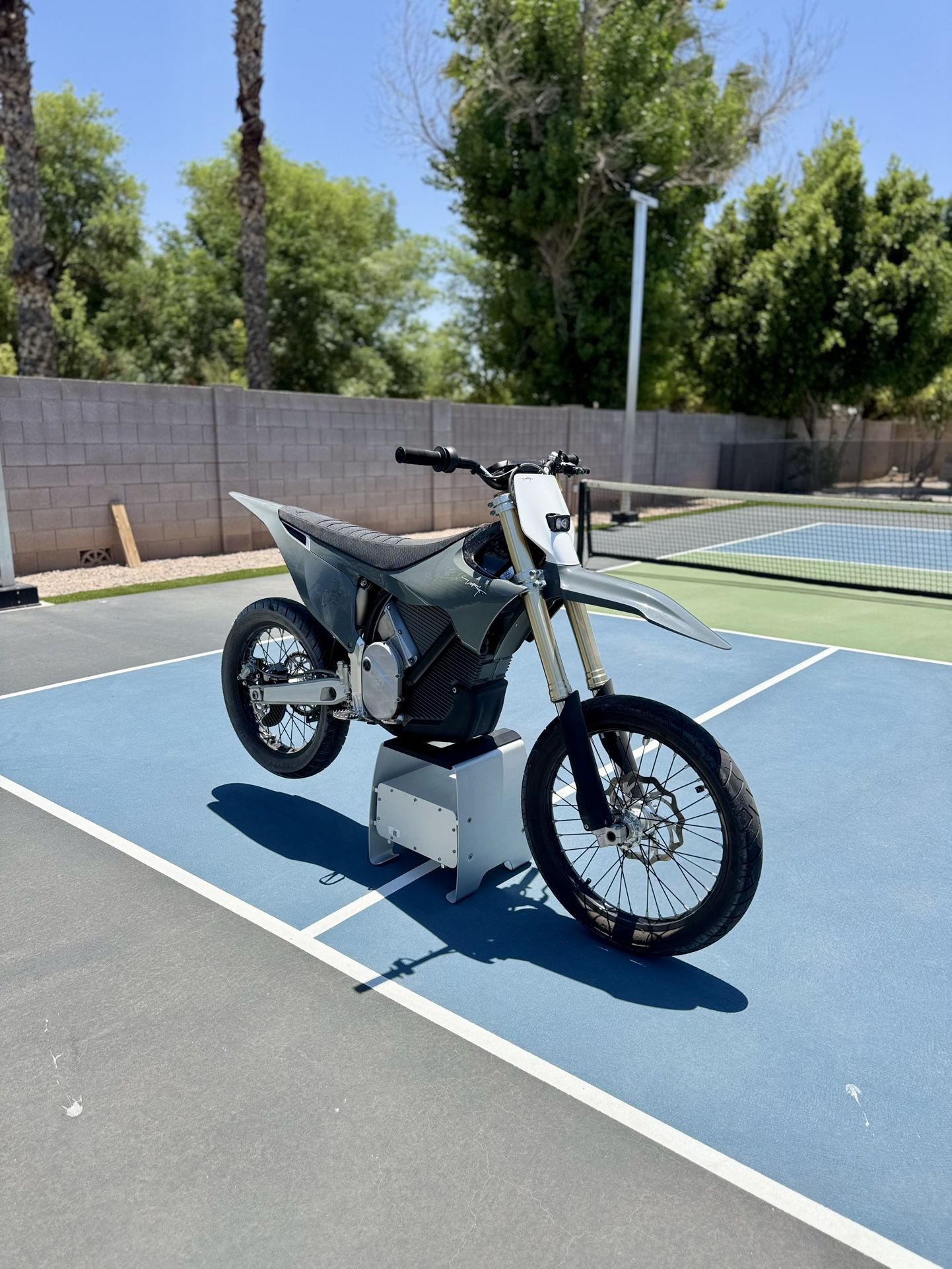 2024 Stark Varg MX Alpha