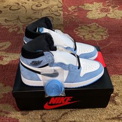 Air Jordan 1 University Blues