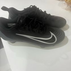 Black Nike Cleats,Size 8.5